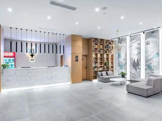 Yuhuayuan Design Hotel (Haizhou Meilan Airport Hongzhou Jiangshan)