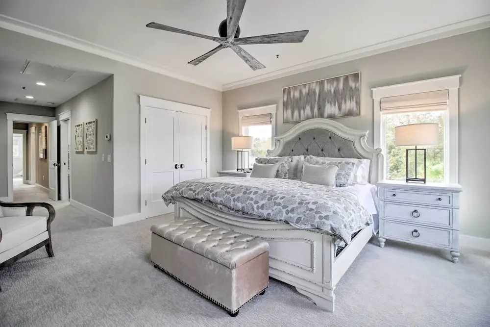 Pet-Friendly Villa with Balcony in Bluffton!