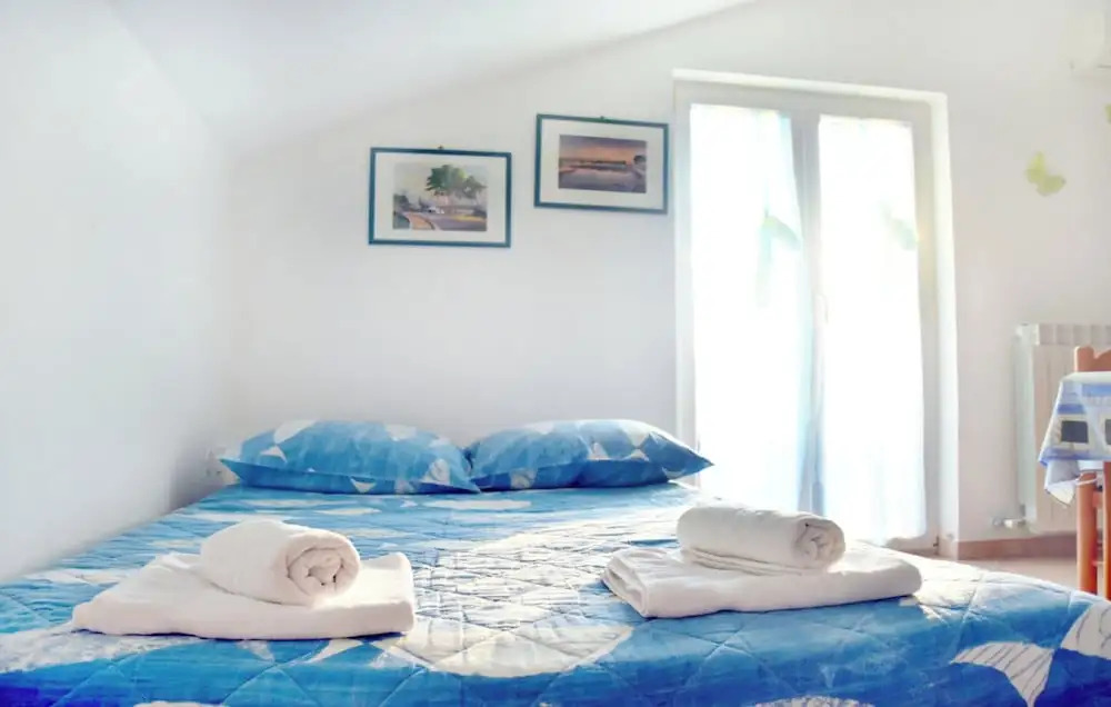 Bright Apartment in Zambratija