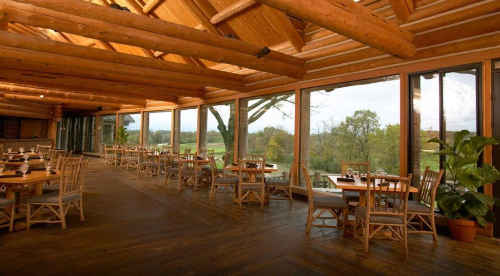 Inn on Woodlake