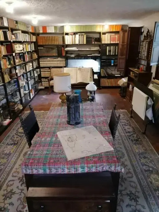 Casa Madrigal