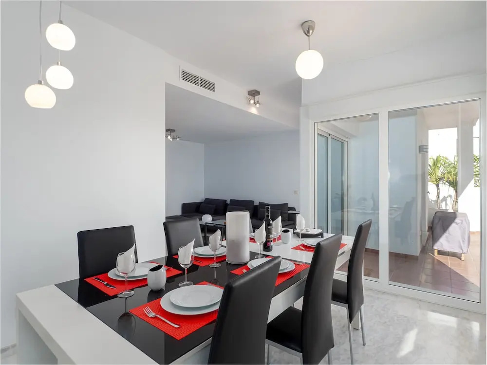 2051-New 3 bedrooms on golf