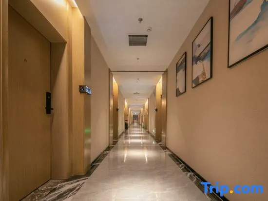 Yiman Hotel (Foshan West Railway Station Shadi Airport)