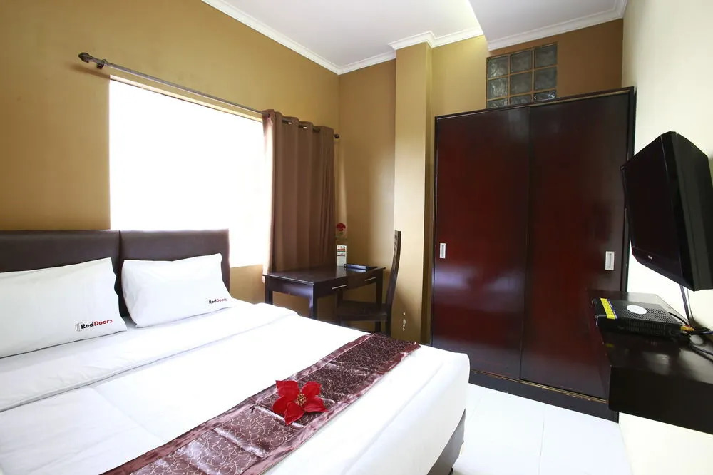 RedDoorz @ Pangeran Antasari