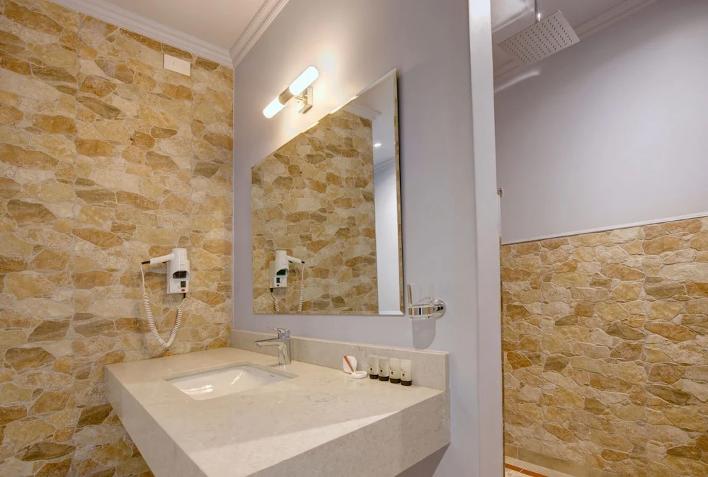 Amour Guest House