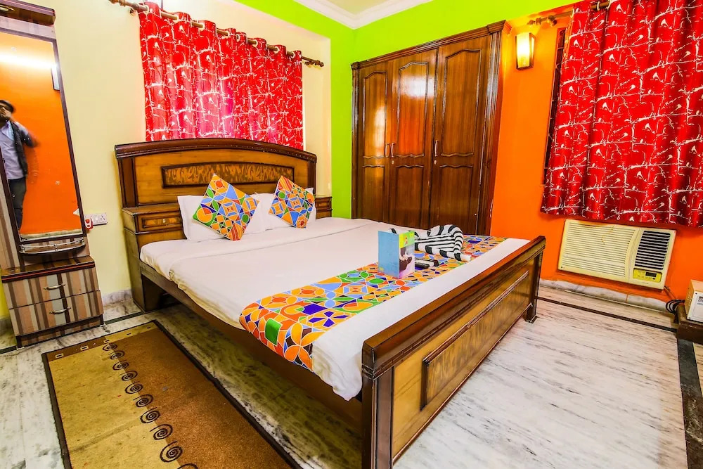 FabExpress Sidhi Vinayak Inn