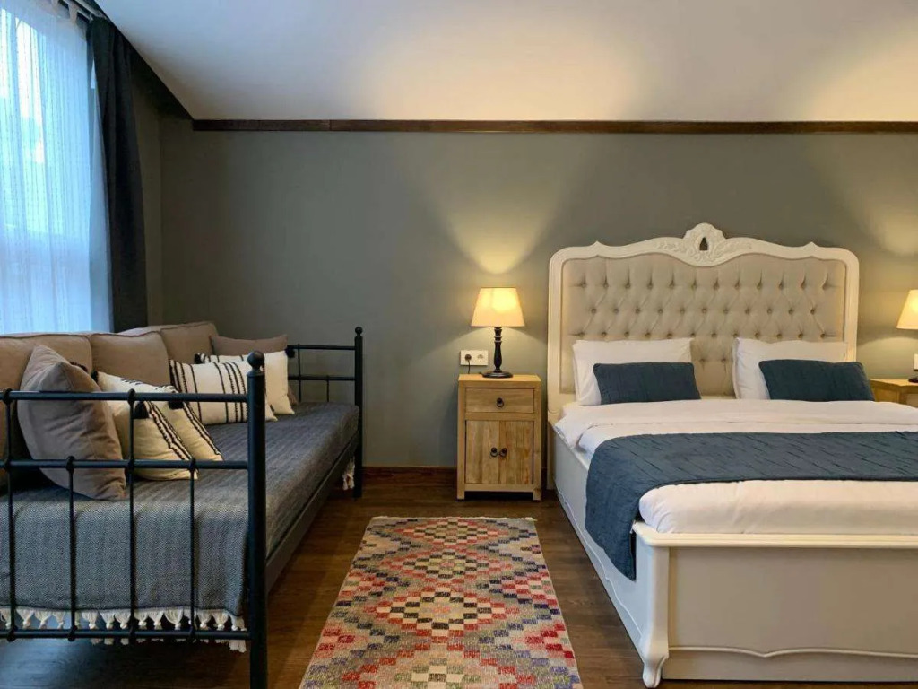 Loka Suites