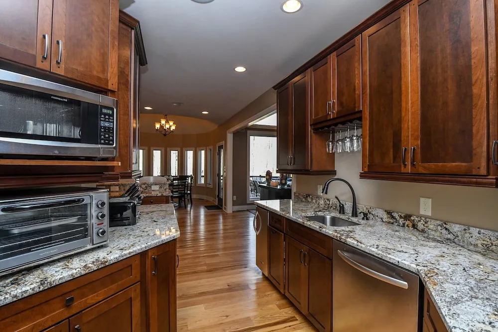 Woodland Chalet 8 Bedroom House