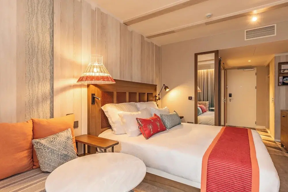 Hotel Indigo Turks Caicos Grace Bay by IHG