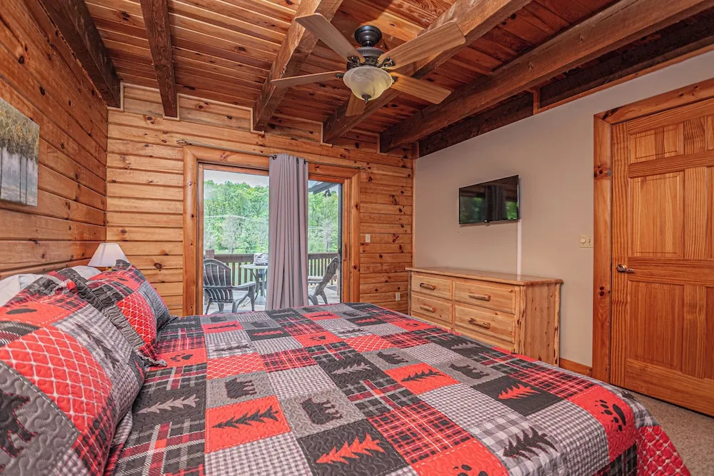 Duck Pond Lodge