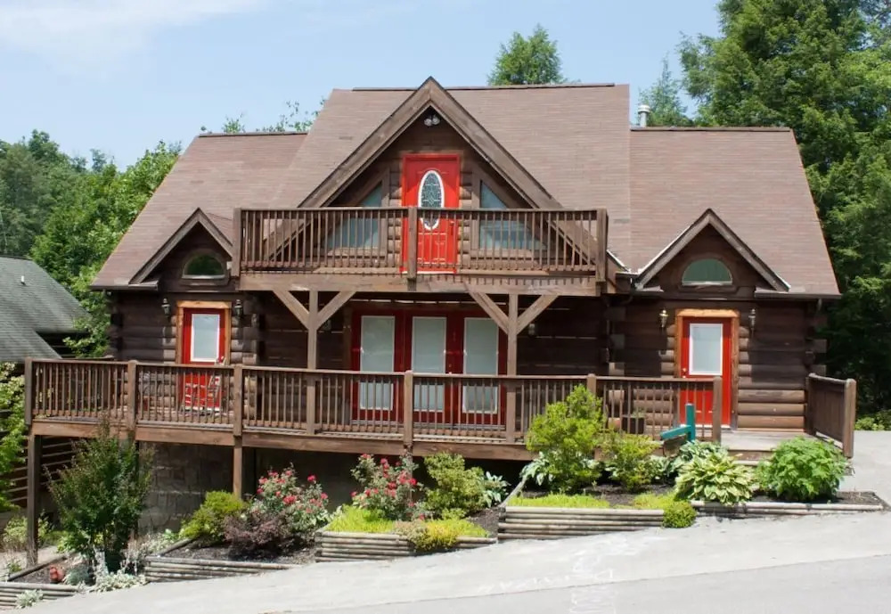 17 Honeysuckle Lodge - 5 Br Cabin