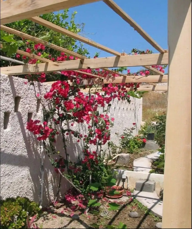 Christos Makrinos Rooms