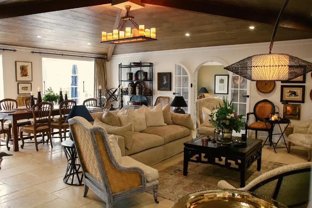 Ngamihi Lodge