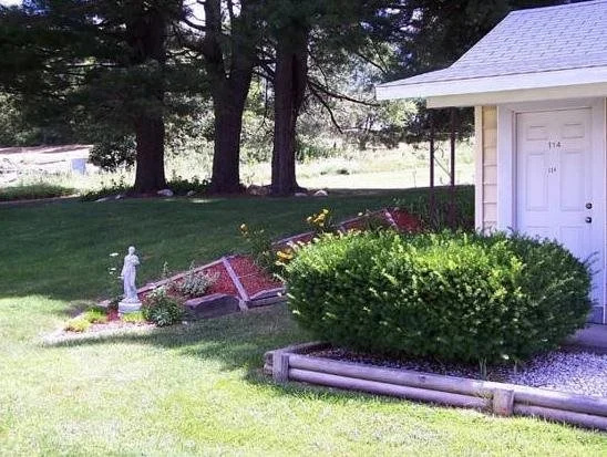 The Weathervane Motel