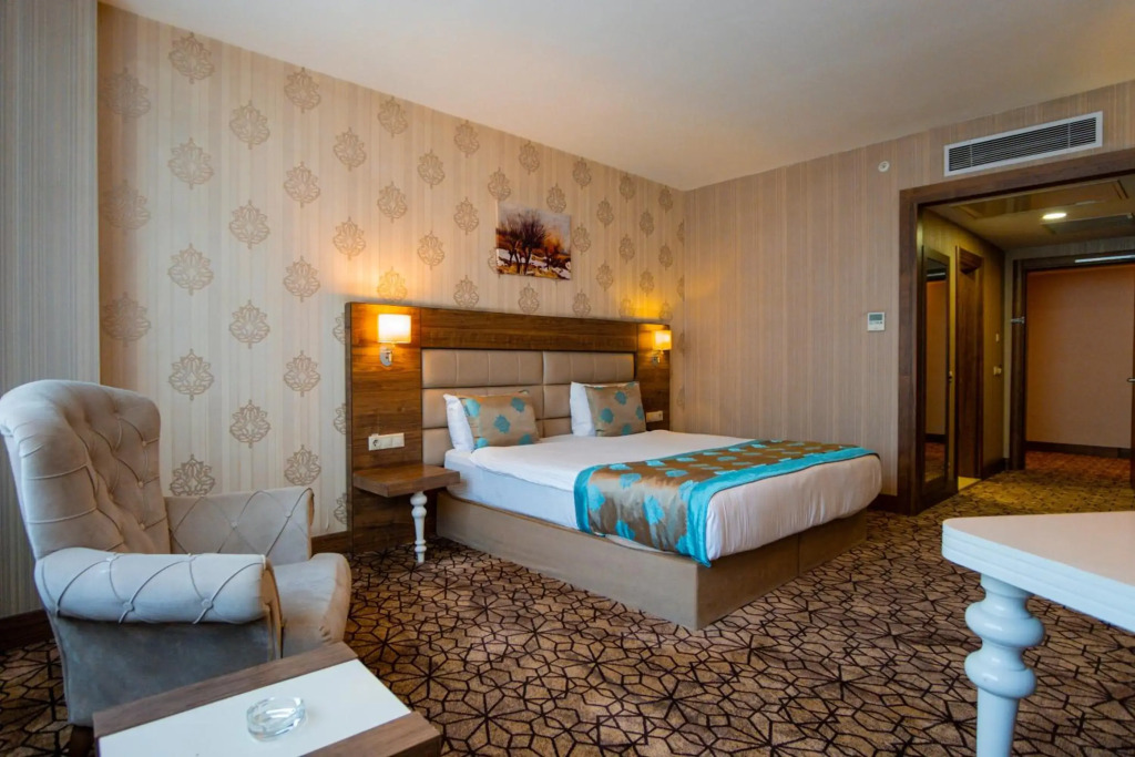 Royal Hotel Inegol