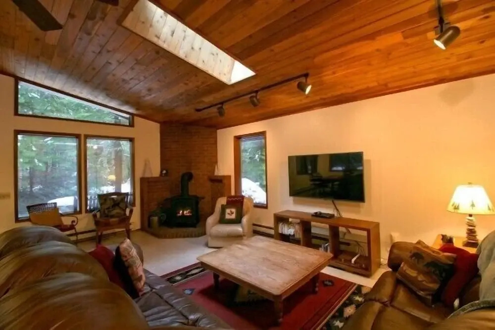 Mt Baker Lodging Condo 73- Sleeps 6