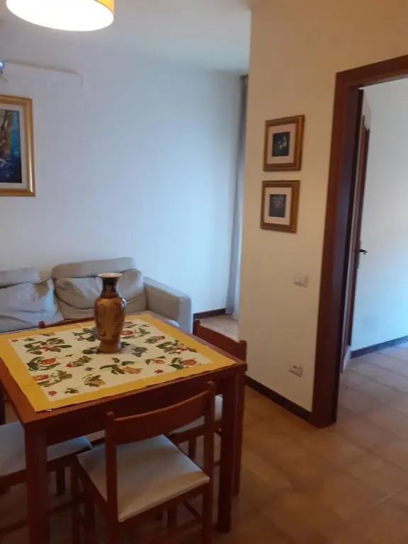 Apartment Elena, centrale, 3km dal mare