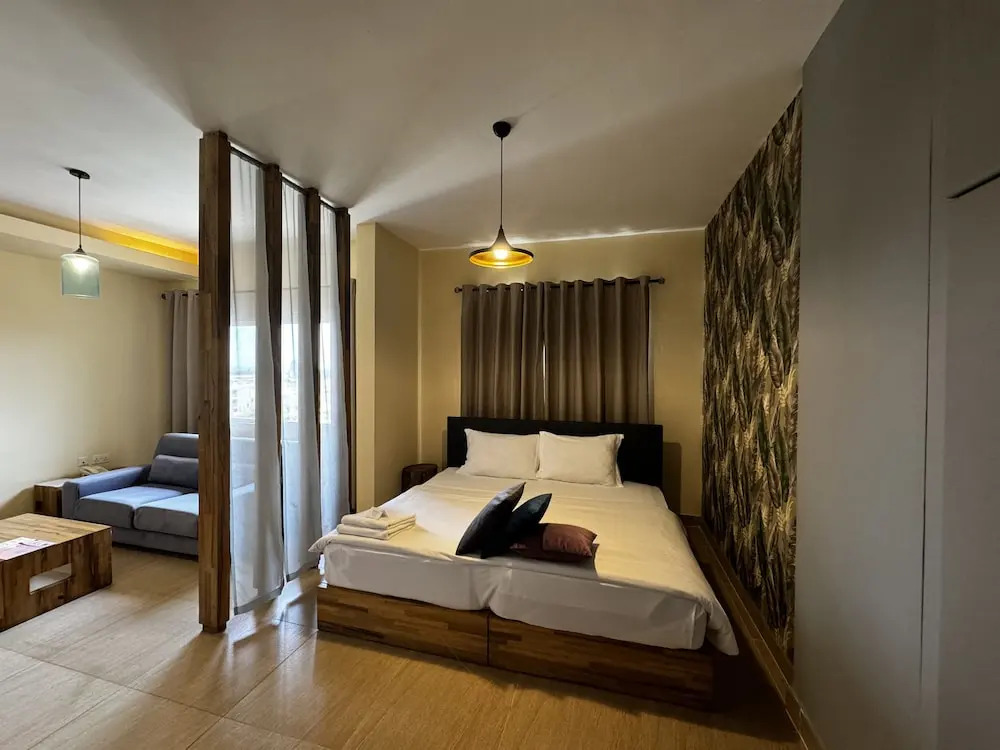 Roots Hotel Apartment