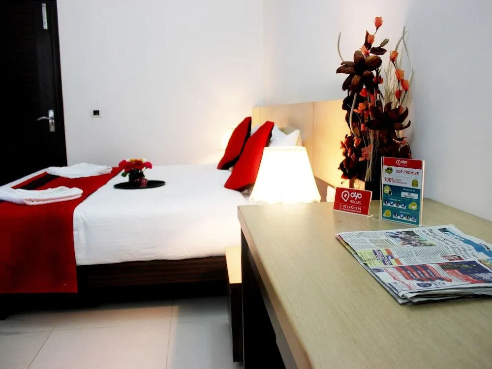 OYO 531 Hotel Cyber Inn