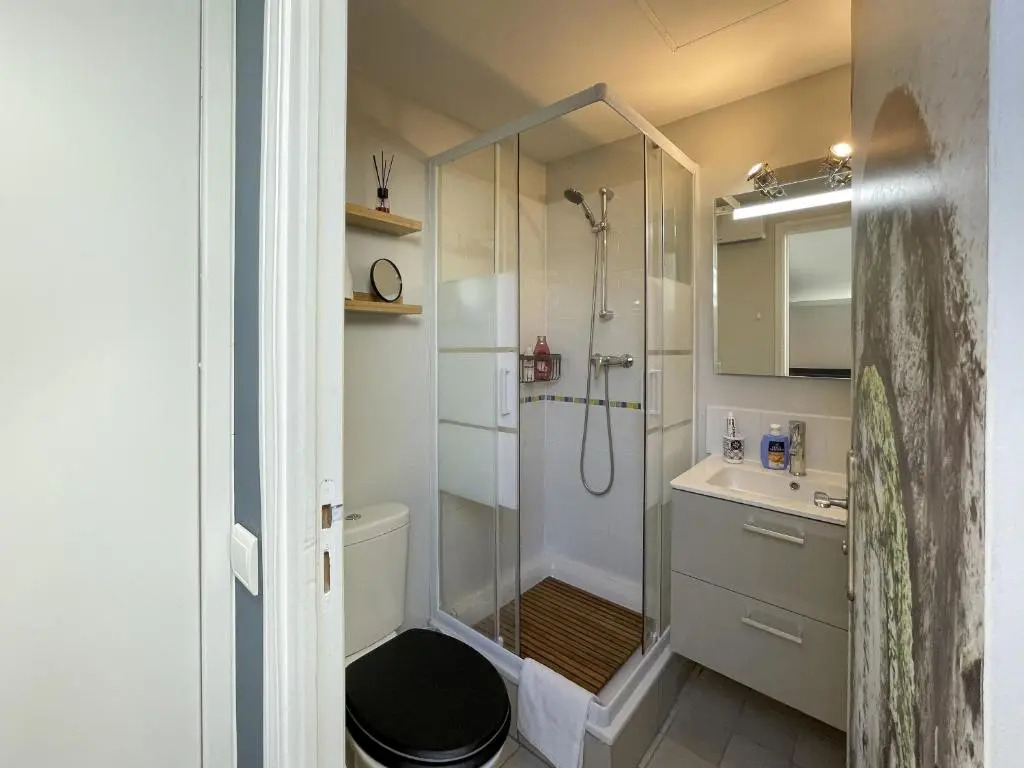 BH - LOFT FLEURI - New 4 People Very quiet