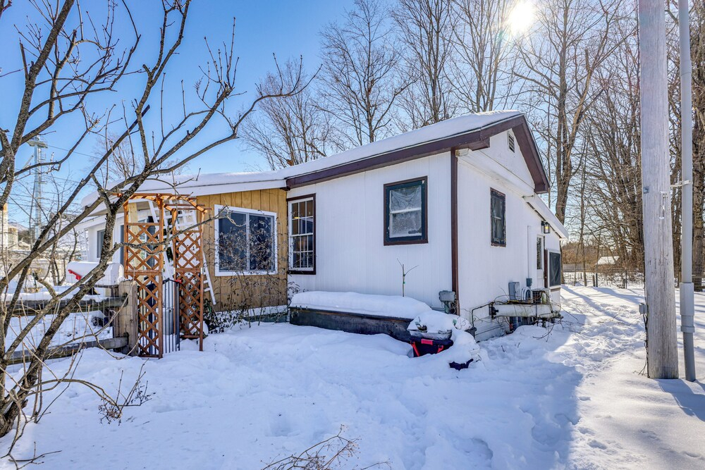 < 1 Mi to Dtwn Brandon! Cozy Home w/ Fenced Yard