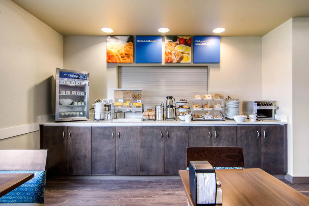 Comfort Inn & Suites
