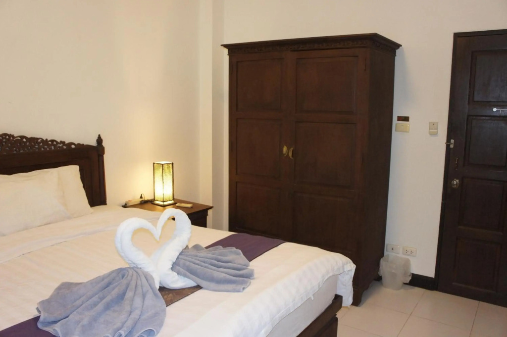 Phuket Gay Homestay