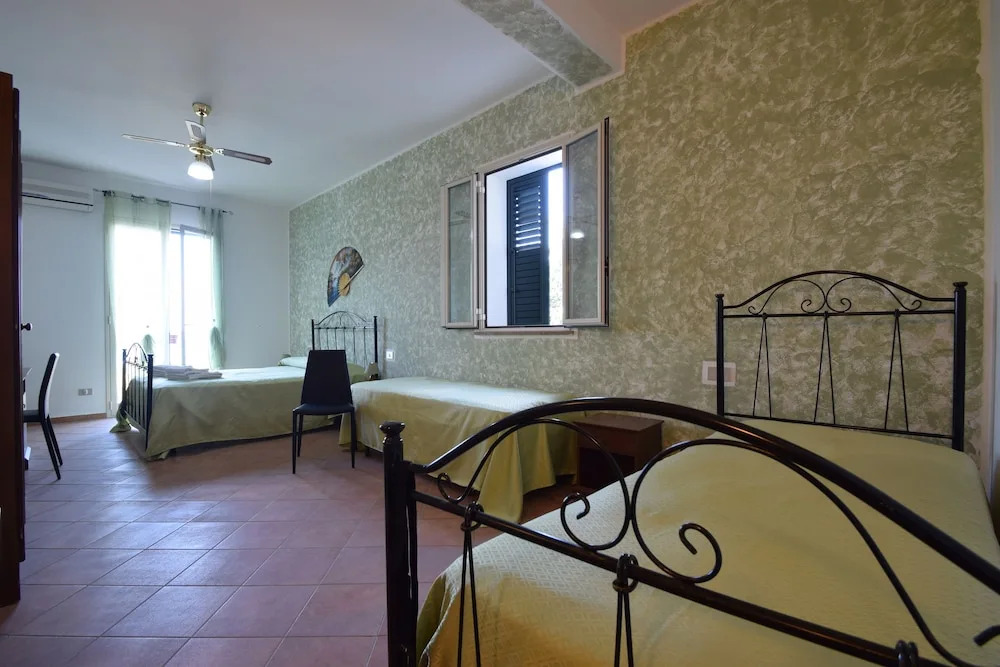 Alba Tra I Pini B&B