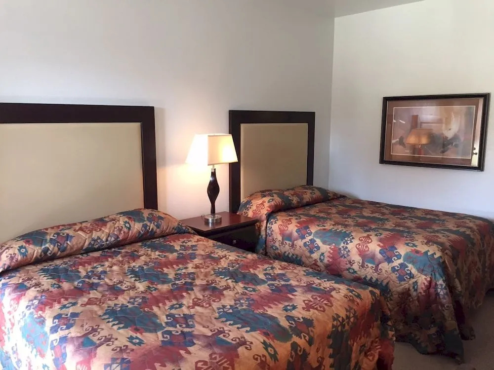 Holiday Lodge