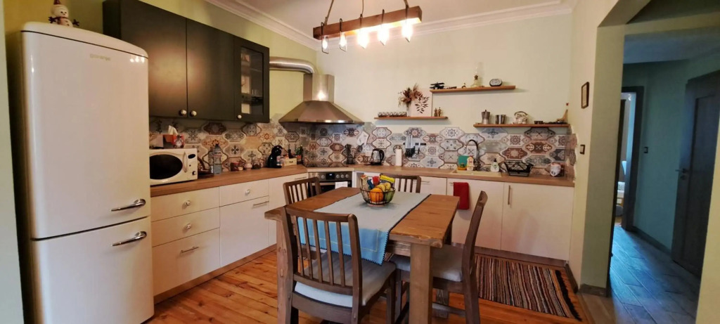 Top Central 2 Bedroom Apartment next to NDK