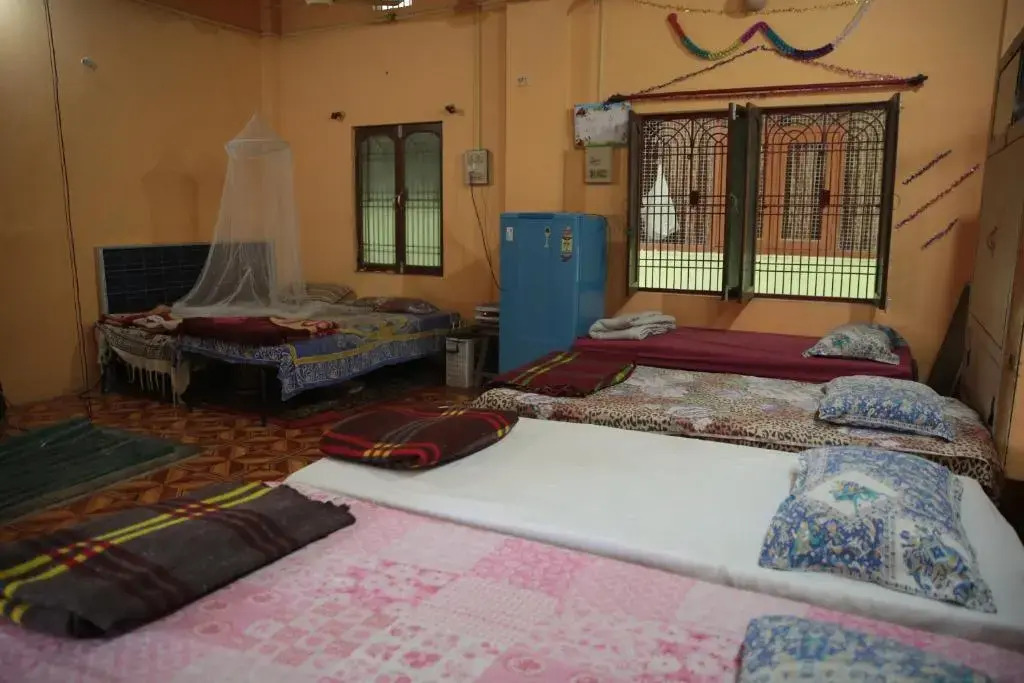 Somit Paying Guest House