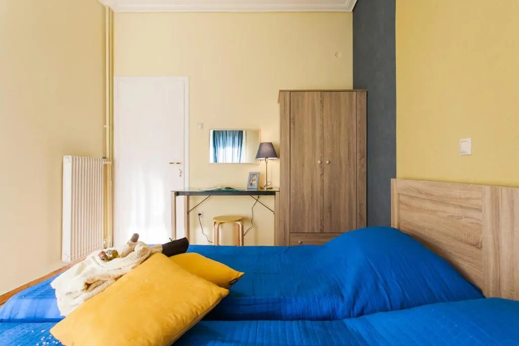 Private Central View rooms in apartment near to Acropolis Metro Station