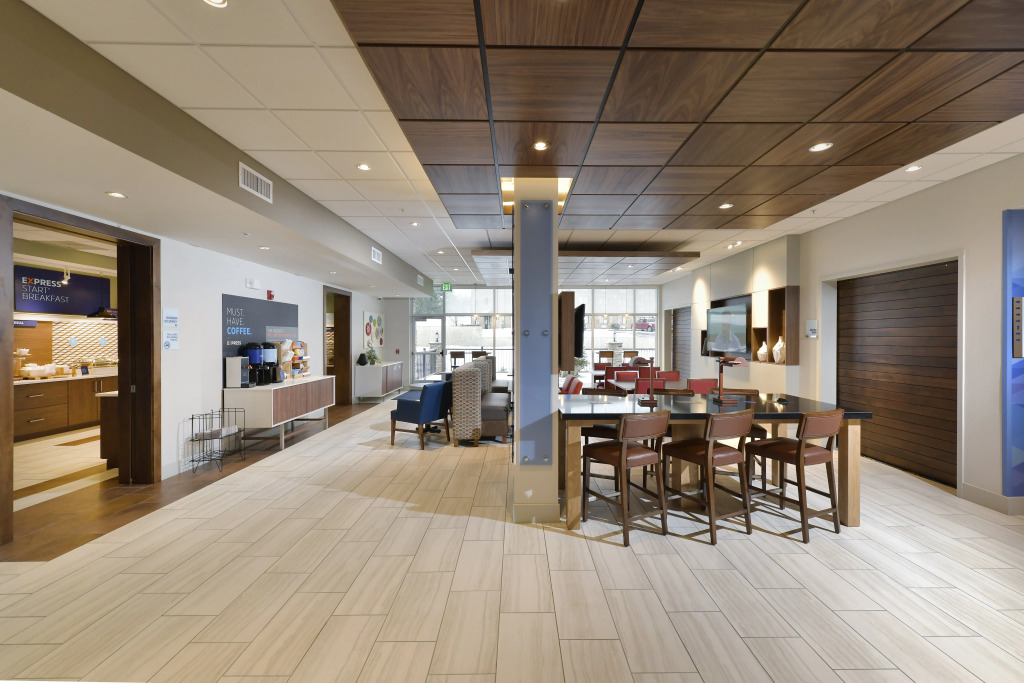 Holiday Inn Express & Suites - Millersburg by IHG
