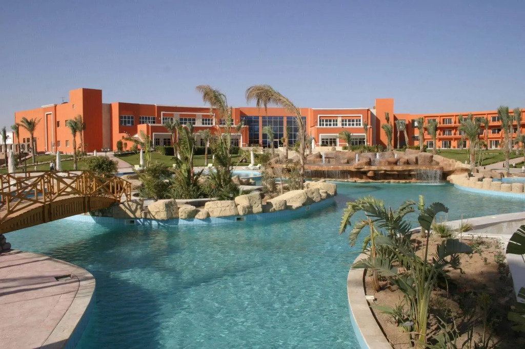 Amwaj Oyoun Resort