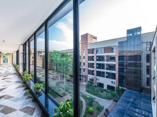 Yuhuayuan Design Hotel (Haizhou Meilan Airport Hongzhou Jiangshan)