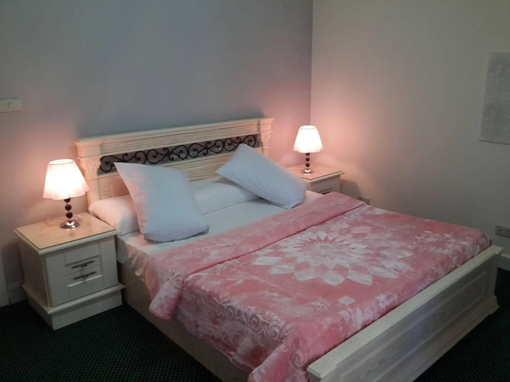 Alexander the great apartment hotel