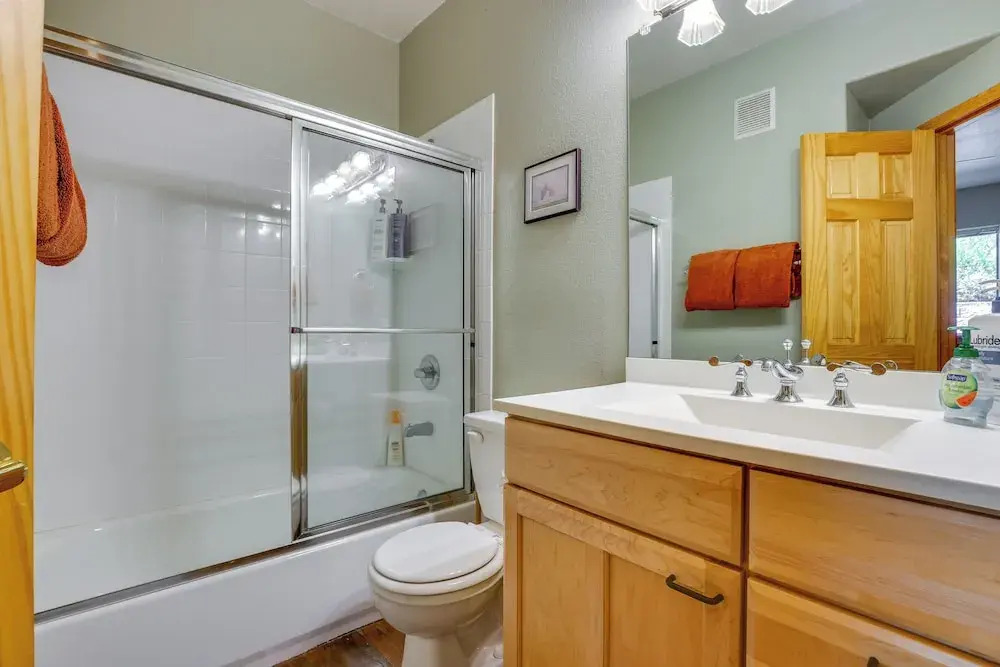 Cozy Condo w/ Views, 3 Mi to Winter Park Resort!