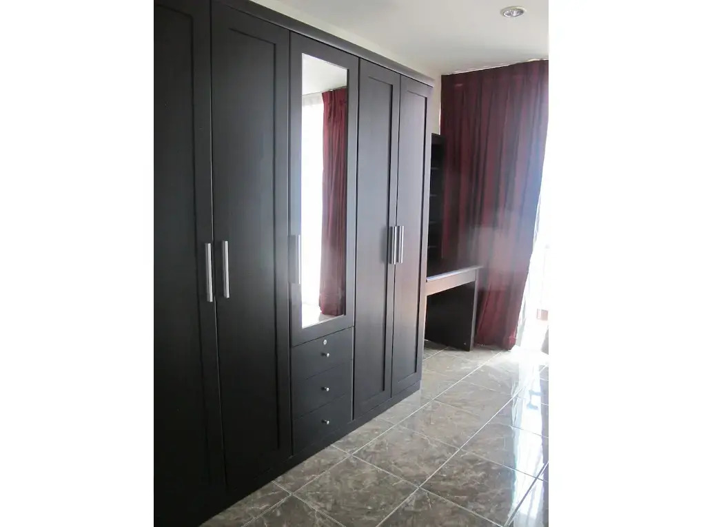 Rouge Service Apartments, Soi Buakhao