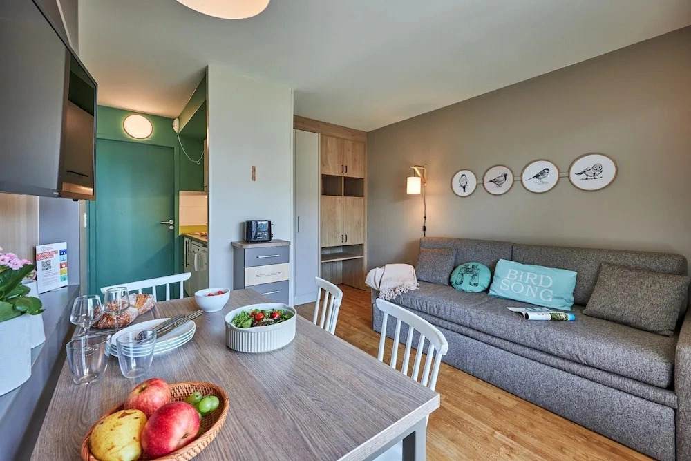 Courseulles Coastal Apartment for 4