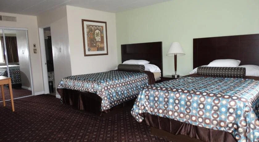 Colony Motel