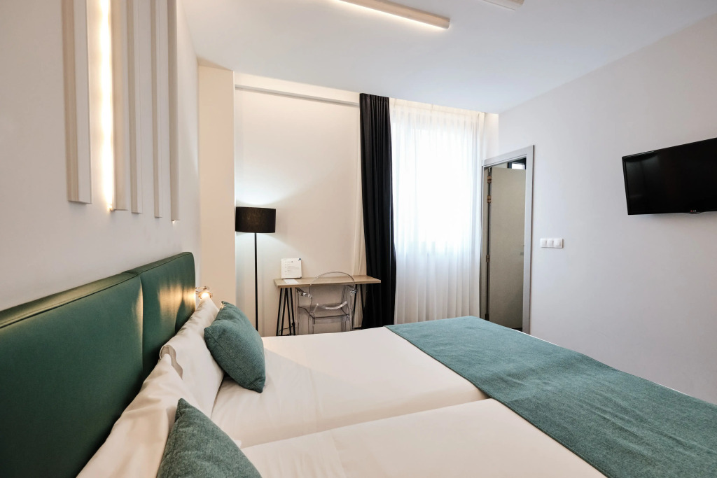 Hotel Lux Santiago