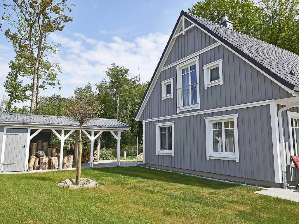 Haus "Strandlust" F408 über zwei Etagen mit Kamin, Terrasse, Garten
