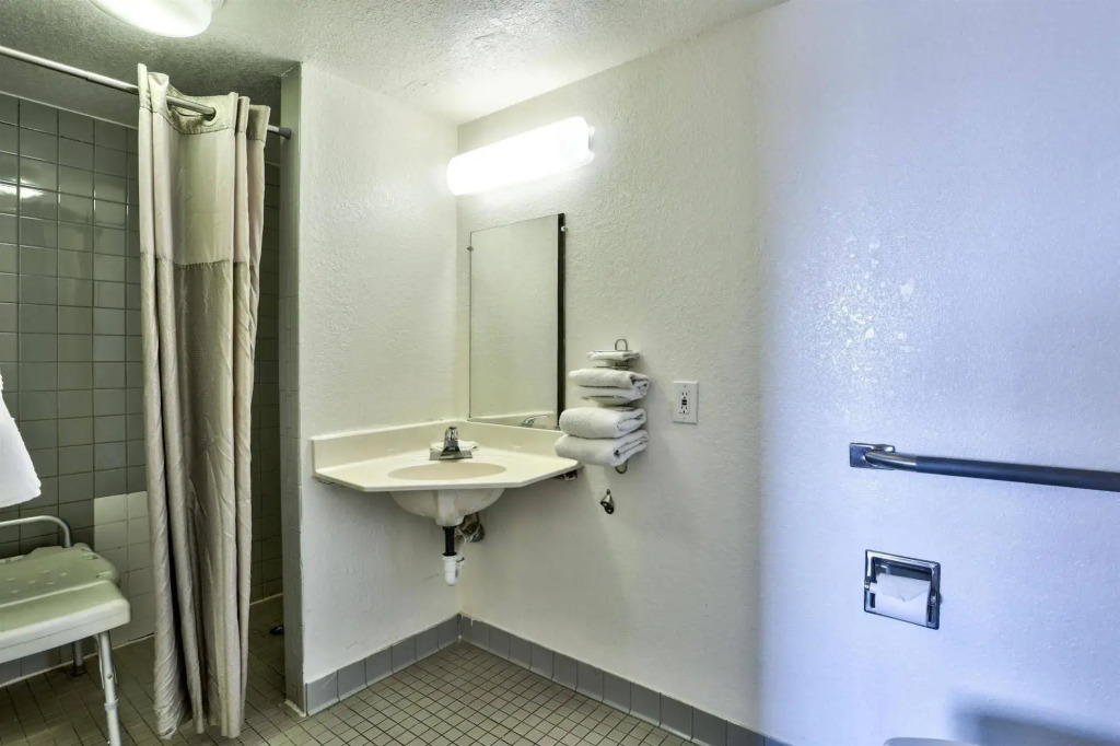 Motel 6 Flagstaff East - Lucky Lane