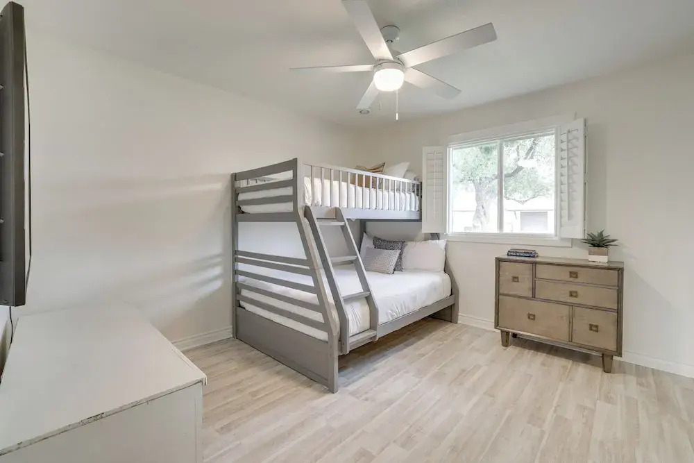 3 Mi to Old Town: Modern Oasis in Scottsdale!