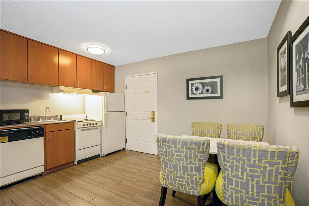 La Quinta Inn & Suites by Wyndham Houston North-Spring