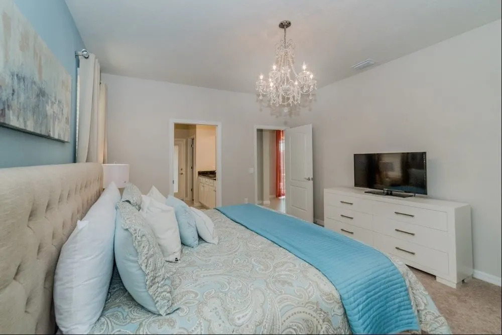 Windsor at Westside 8820 - Eight Bedroom Villa with Private Pool