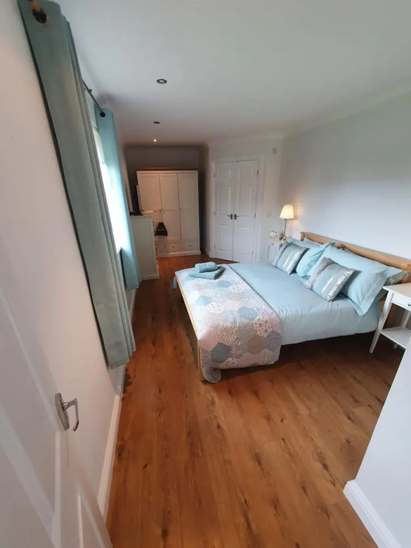 Stunning 2 Bedroom Pet Friendly Lodge