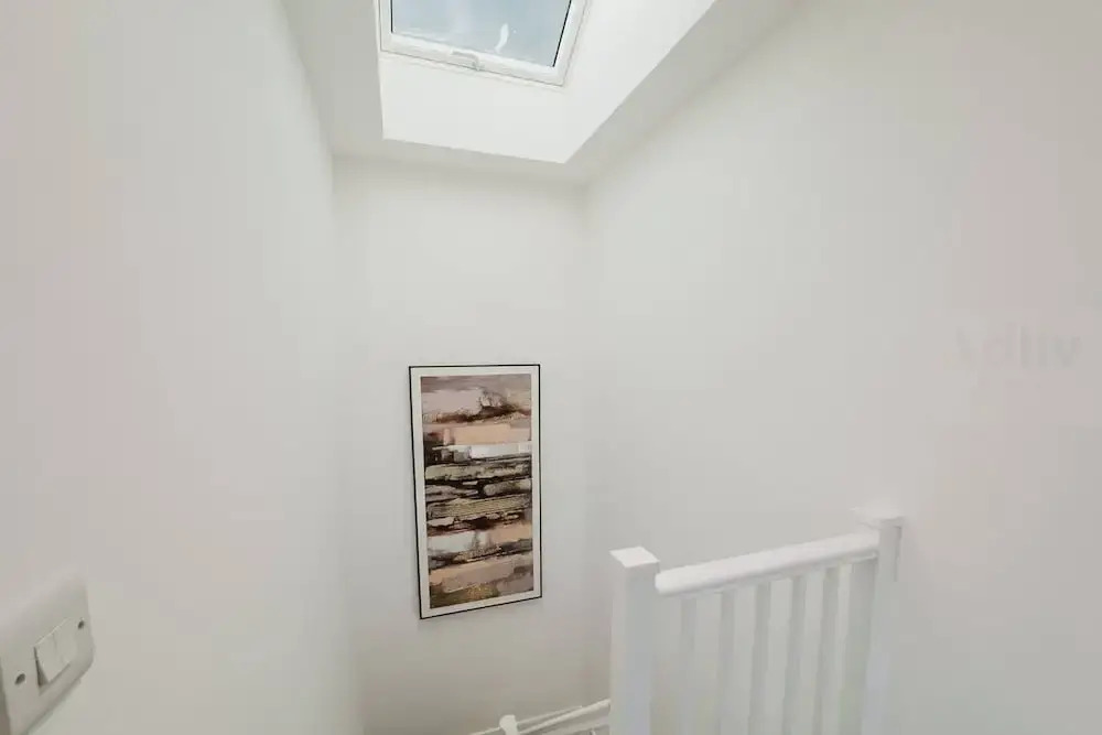 Luxury Seaside Home Parking Sleeps 8 by Adliv