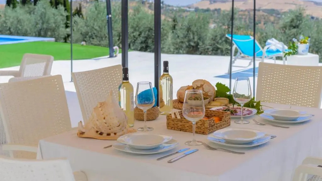 Casa Balcon del Torcal Antequera - La Higuera by Ruralidays