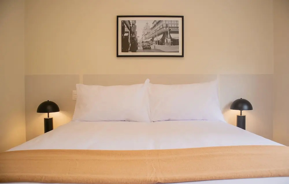 w Chic 1BR Apartment w Scenic Balcony in Central Miraflores